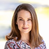 Alix Miller headshot