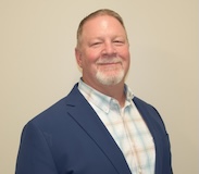 Tracy Stephens headshot